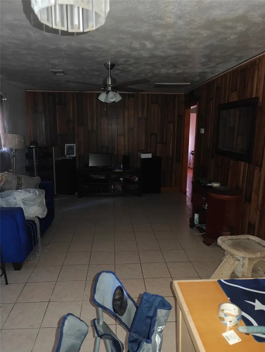 5874 Westover Street, Houston, TX 77033 - Image #3