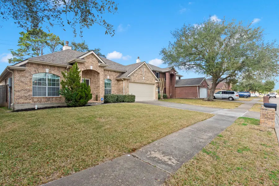 4902 Quiet Canyon Drive, Friendswood, TX 77546 - #2