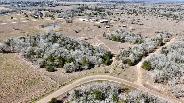 4850 Burke Road, Flatonia, TX 78941