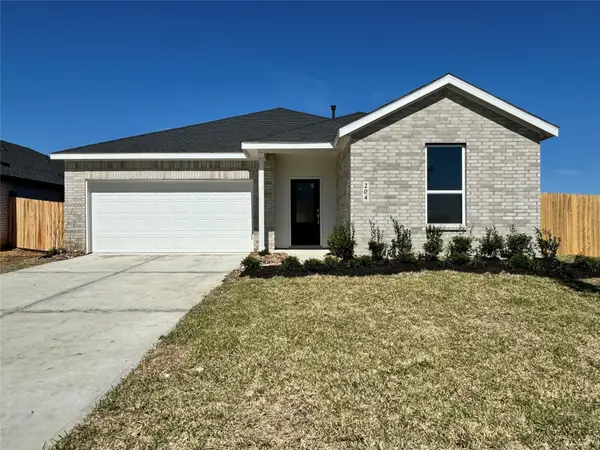 5431 Calico Bass Court, Baytown, TX 77521