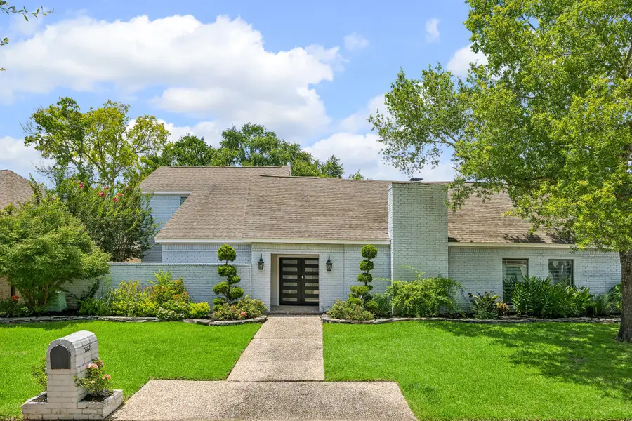 922 Crossroads Drive, Houston, TX 77079 - #3