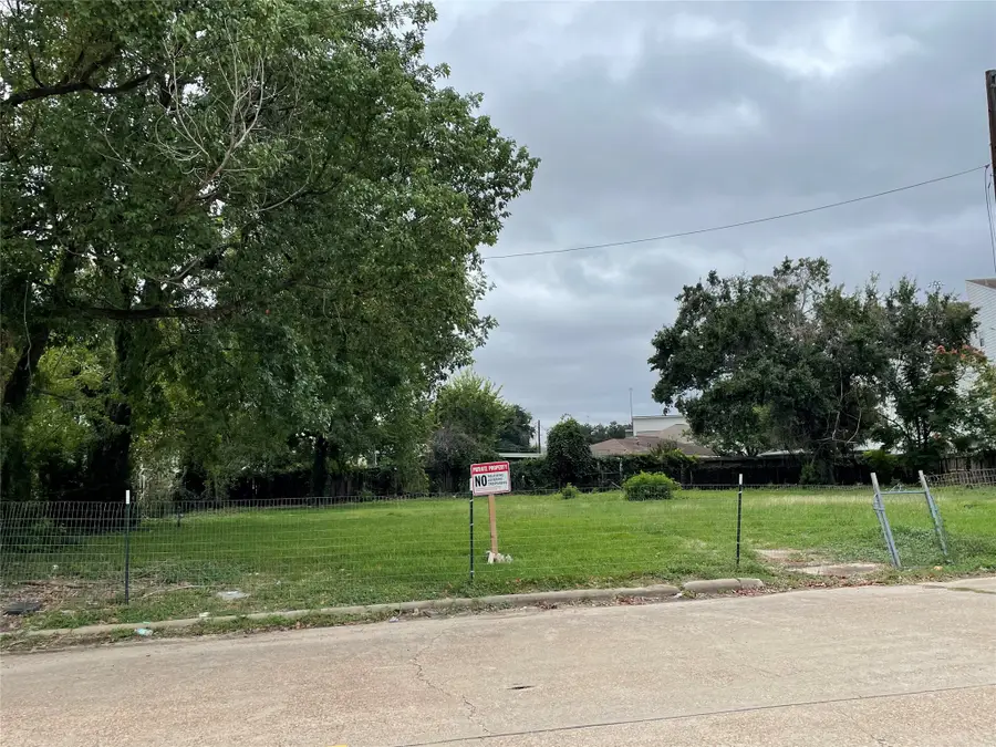 2106 Tuam Street, Houston, TX 77004 - #3