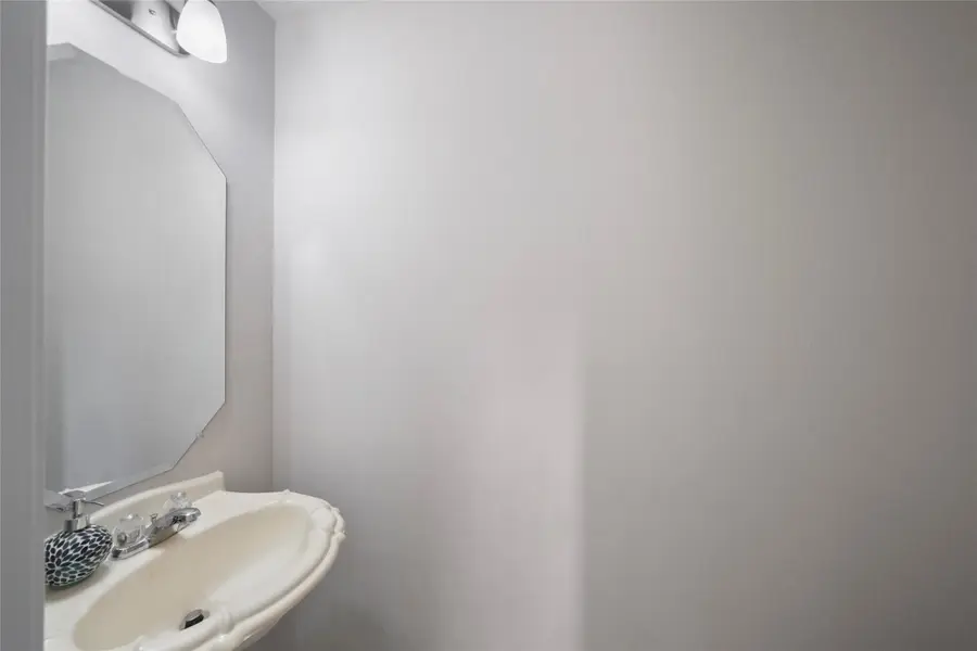 9303 Fuqua Breeze Drive, Houston, TX 77075 - #3