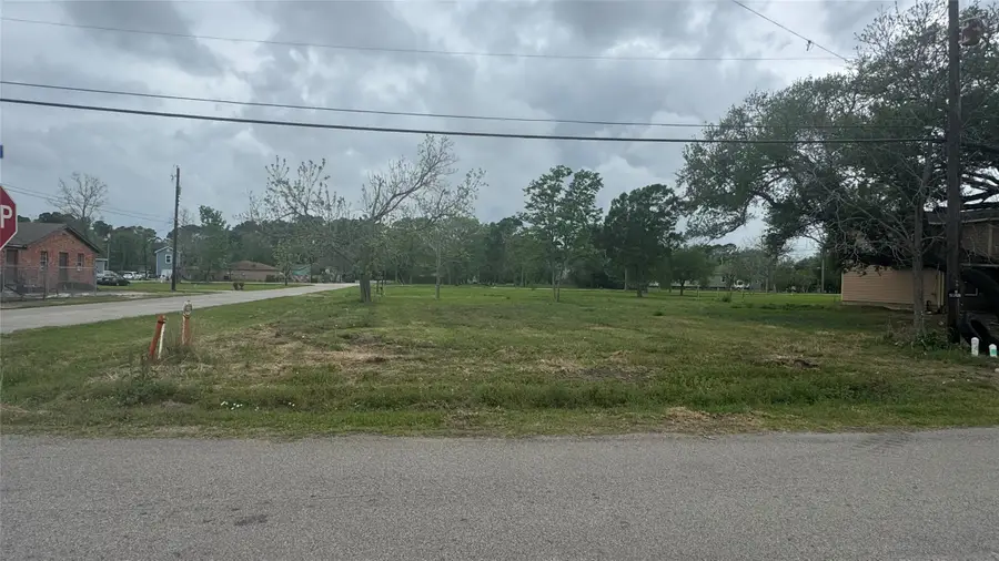 2517 29th Street, Dickinson, TX 77539 - #3