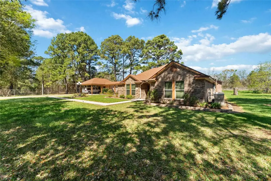 111 Commerce Lane, Highlands, TX 77562 - #3