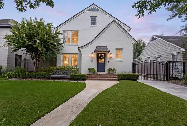 1749 Banks Street, Houston, TX 77098