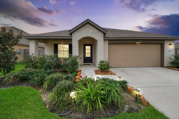 14230 Elrington Hollow Trail, Rosharon, TX 77583