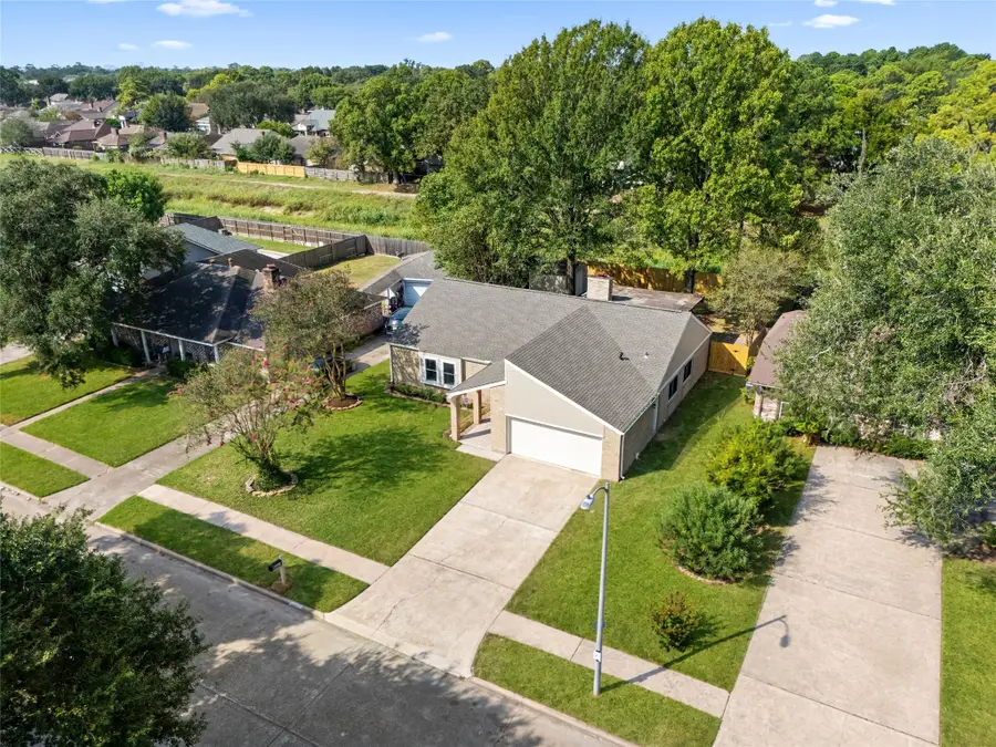 8031 Zimmermann Drive, Houston, TX 77088 - #2