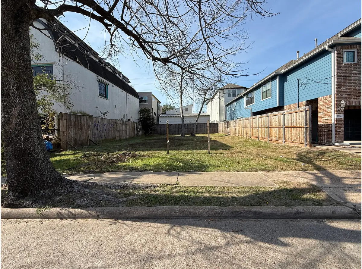 2308 Dunlavy Street, Houston, TX 77006 - Image #1