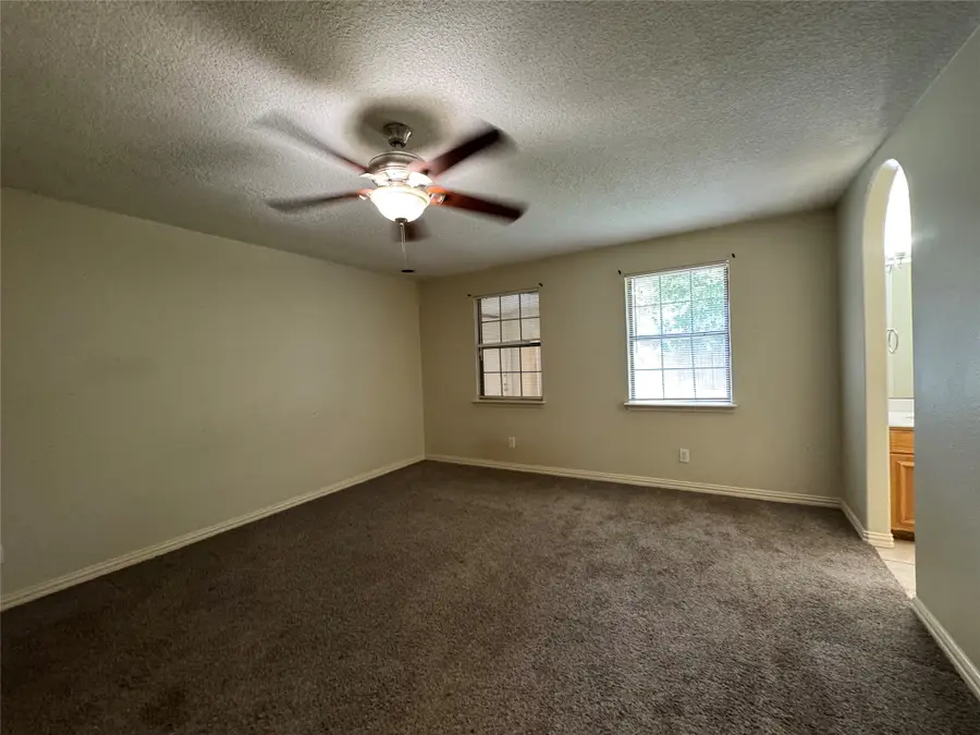 10482 Twin Circles Drive, Montgomery, TX 77356 - #3