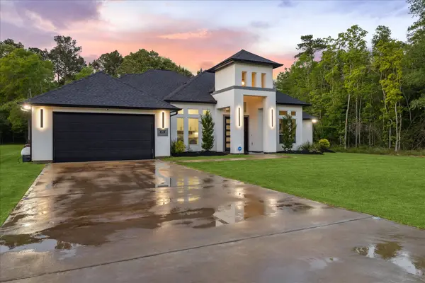 671 Road 6609, Dayton, TX 77535