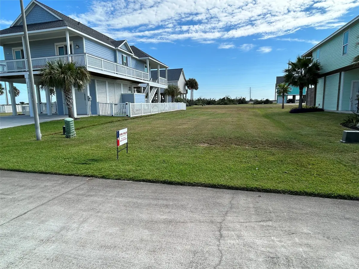25019 Monterey Court, Galveston, TX 77554 - Image #1