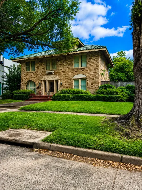 2139 Quenby Street, Houston, TX 77005