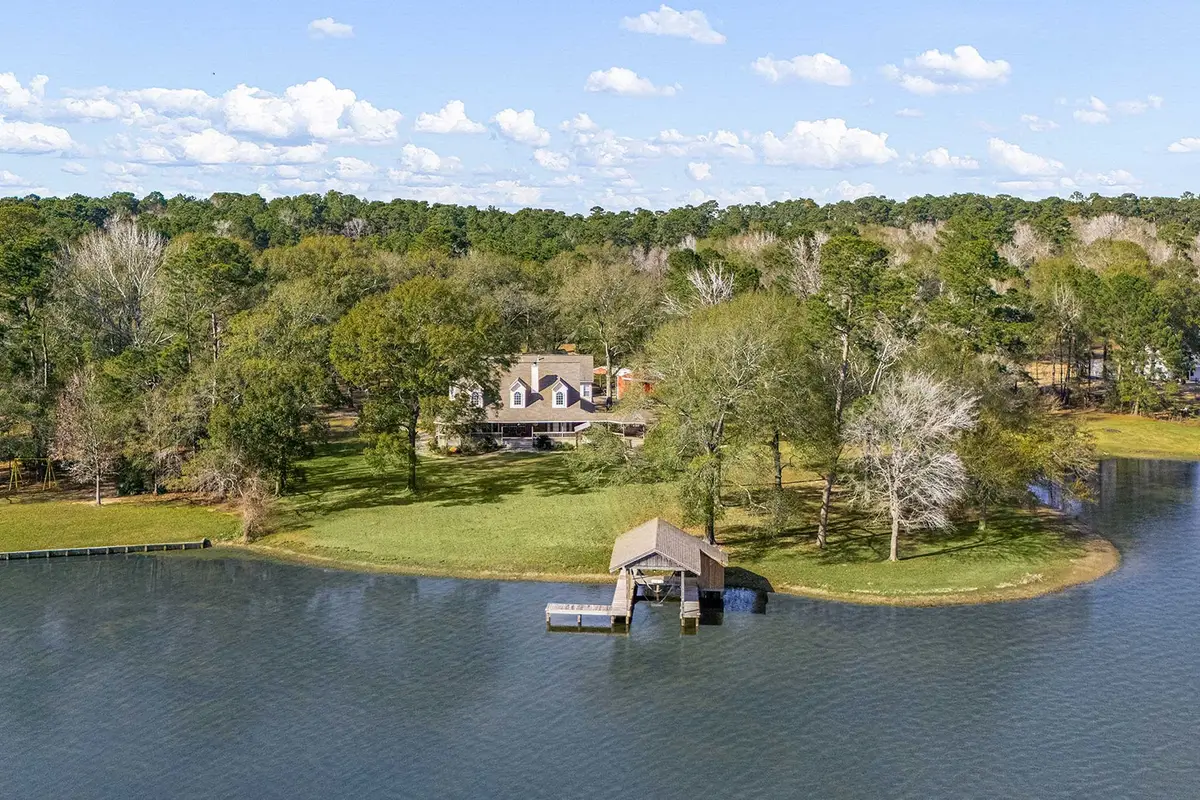 15050 Lake Paula Drive, Willis, TX 77318 - Image #1