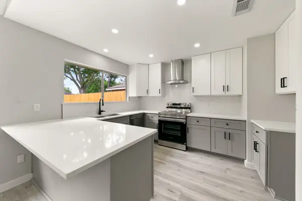 11831 Steamboat Springs Drive, Houston, TX 77067