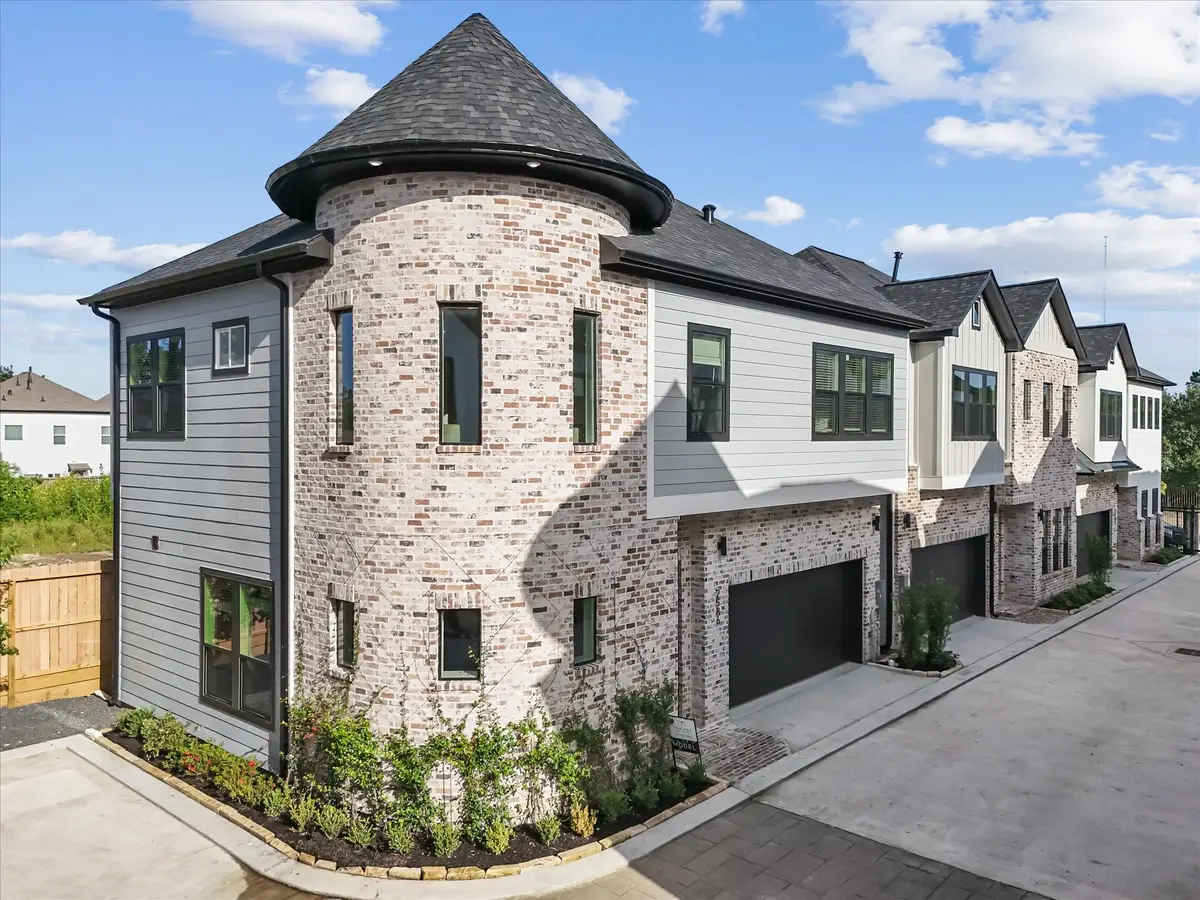 2593 Paul Quinn Street, Houston, TX 77091 - #1