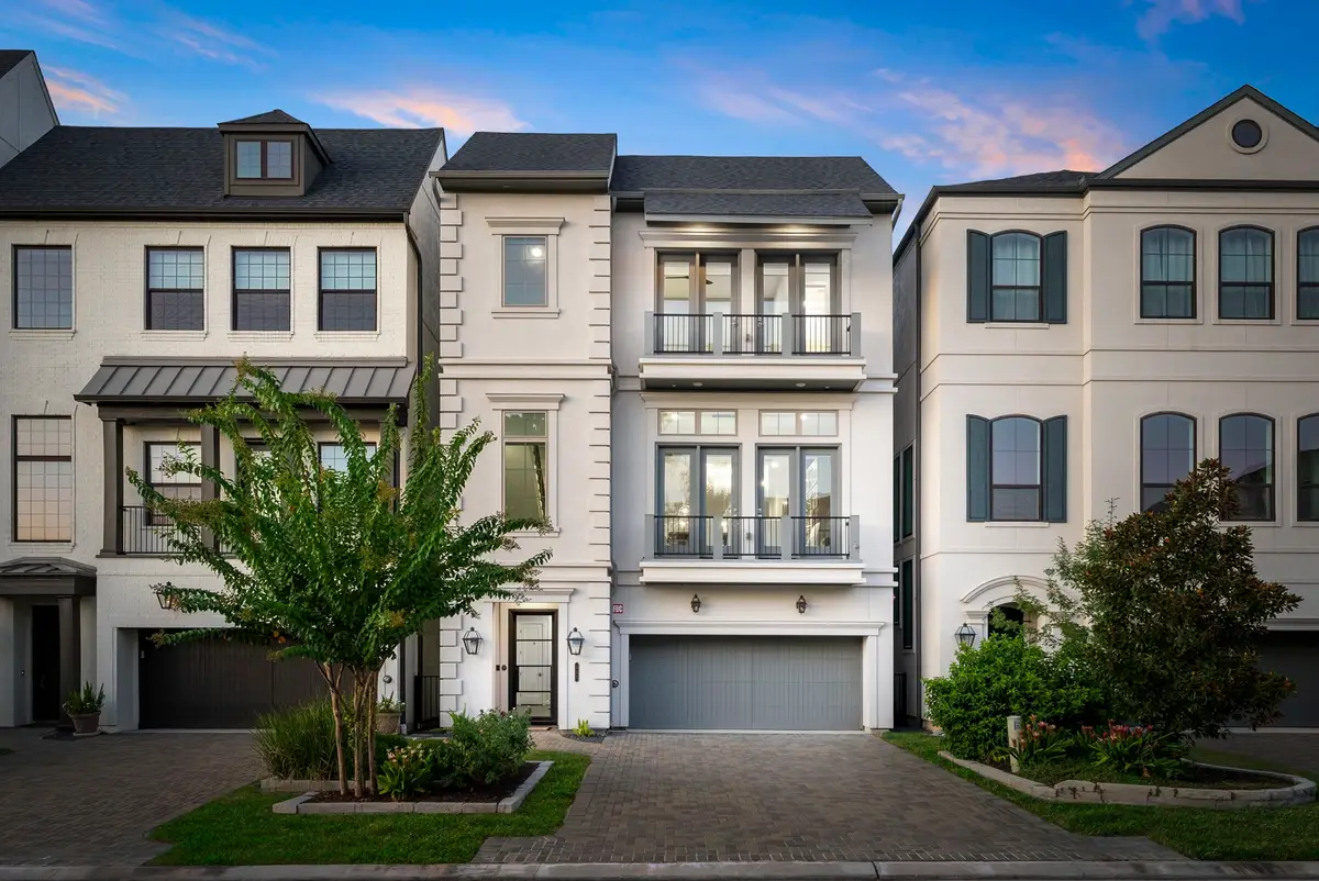 111 Vue Point Place, The Woodlands, TX 77380 - #1