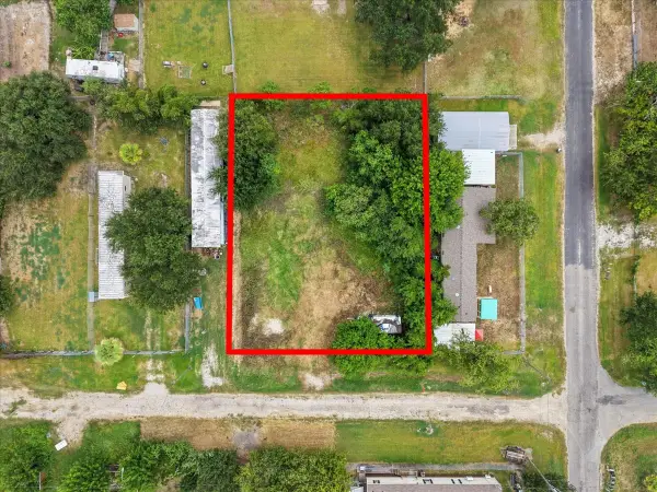 1047 10th Street, Dickinson, TX 77539