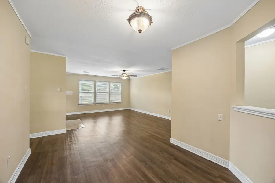 10819 E Linwood Drive, La Porte, TX 77571 - #2