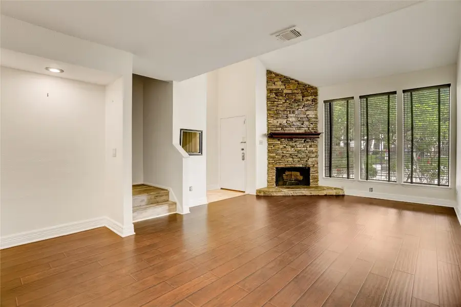 8020 Braesmain Drive #1806, Houston, TX 77025 - #3