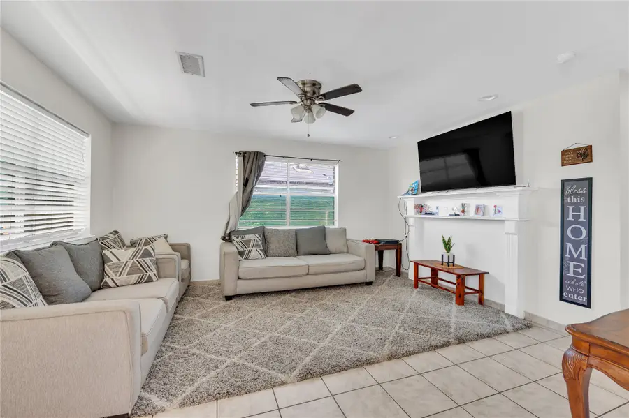 2713 Avenue C, Dickinson, TX 77539 - #3