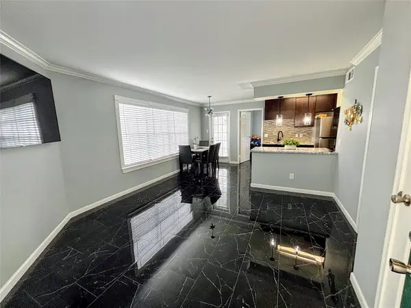 12660 Ashford Point Drive #606, Houston, TX 77082