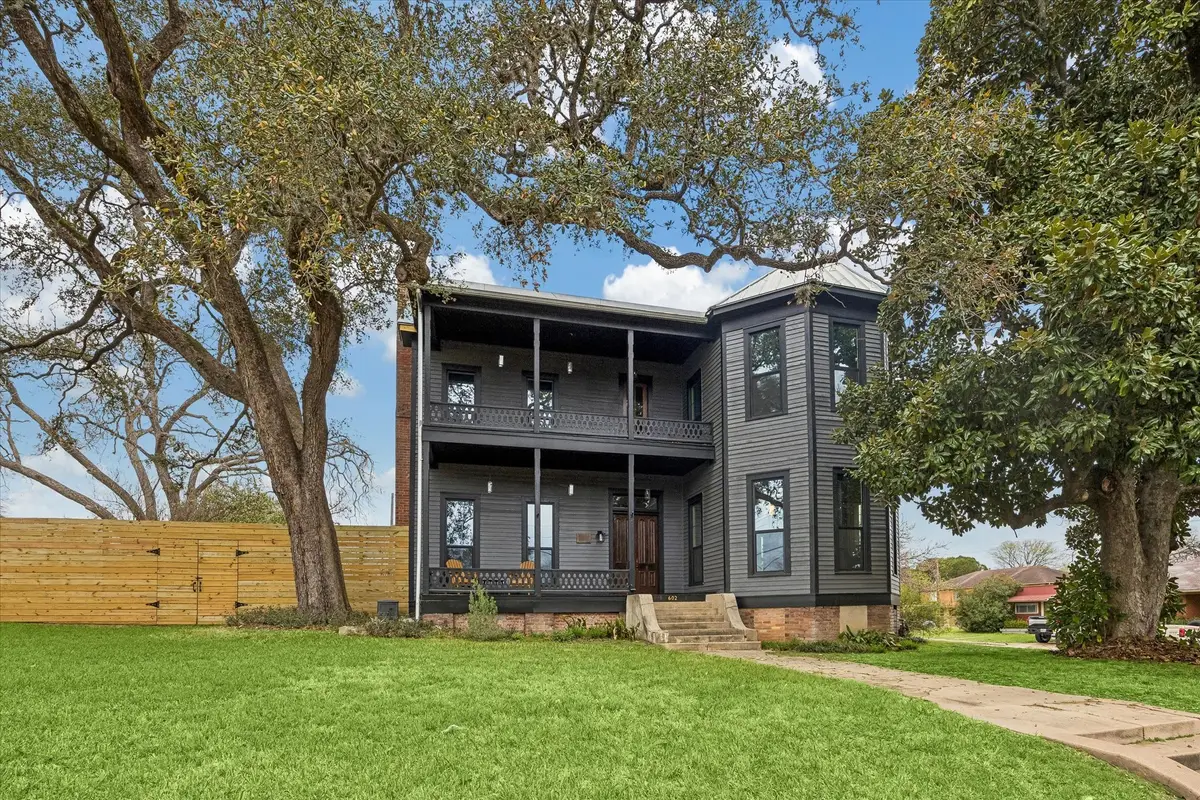 602 S Market Street, Brenham, TX 77833 - #1