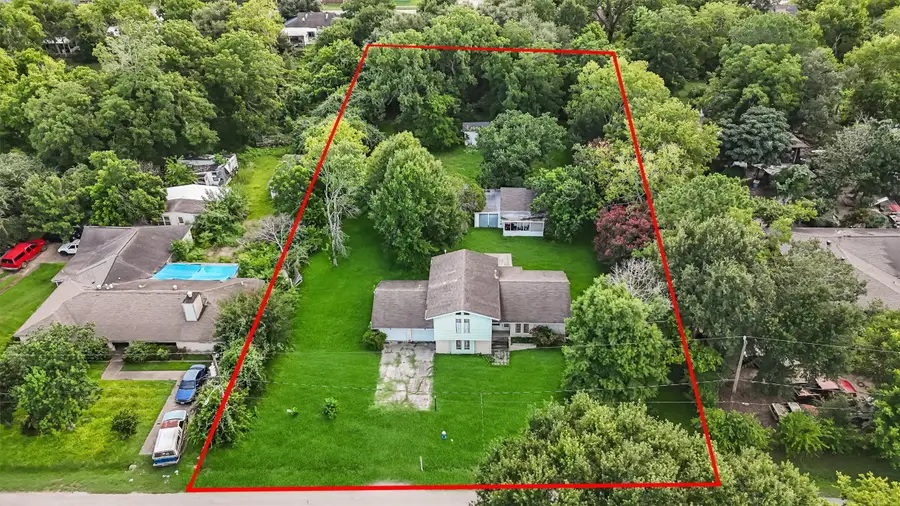 13922 Ambrose Street, Houston, TX 77045 - #2