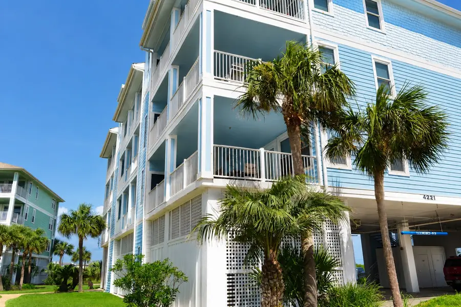 4221 Pointe West Drive #101, Galveston, TX 77554 - #2