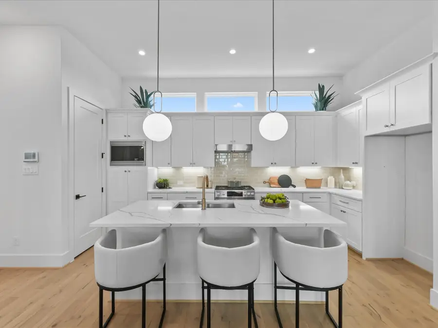 2220 Dennis Street, Houston, TX 77004 - Image #2