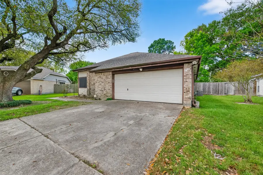 4418 Glen Avon Drive, Pasadena, TX 77505 - #3