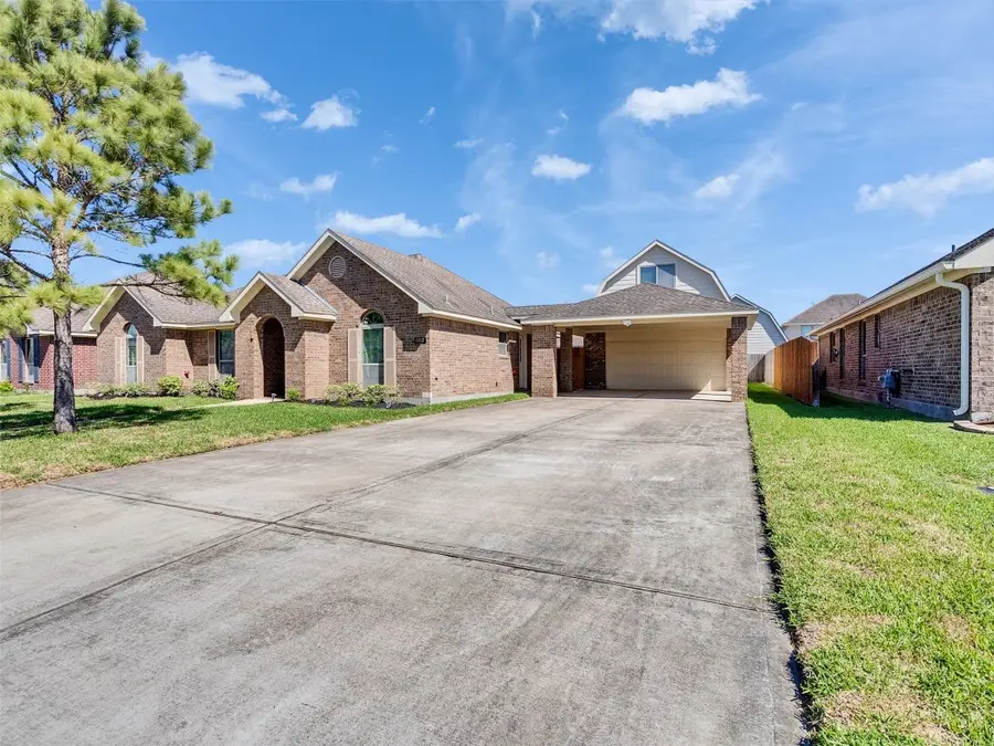 6807 Davy Crockett Drive, Manvel, TX 77578 - #2