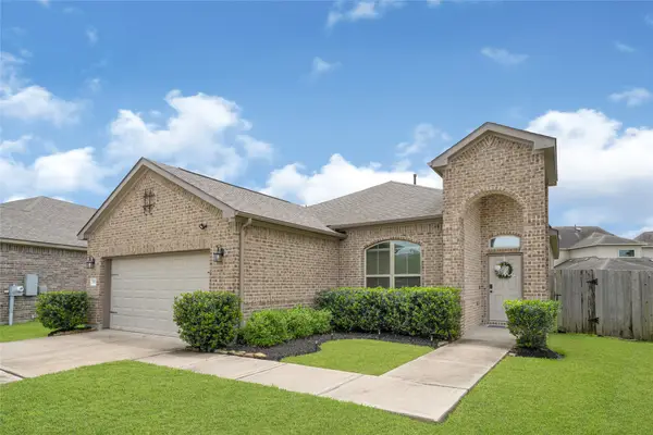 5318 Abbeville Court, Dickinson, TX 77539