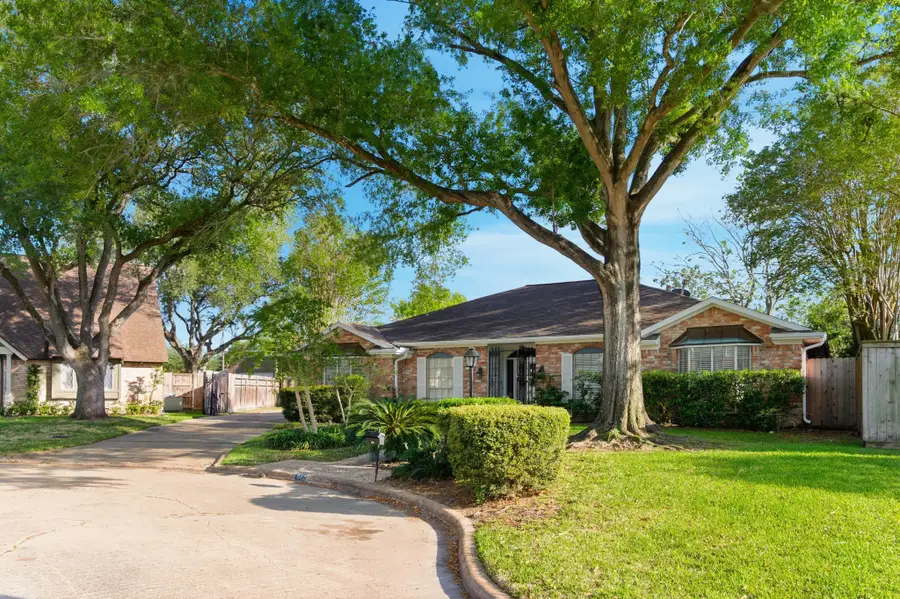 942 Brunswick Circle, Sugar Land, TX 77478 - #2