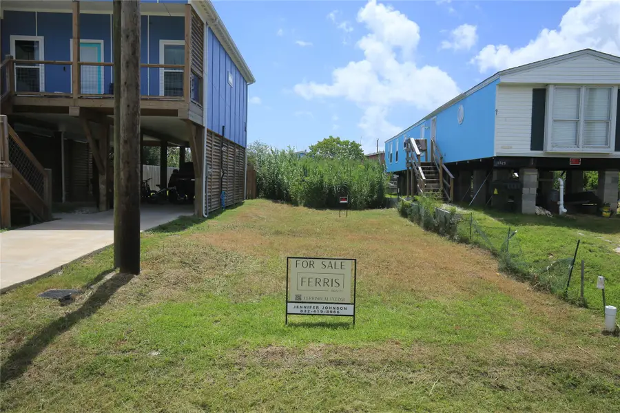 917 13th Street, Dickinson, TX 77539 - #2