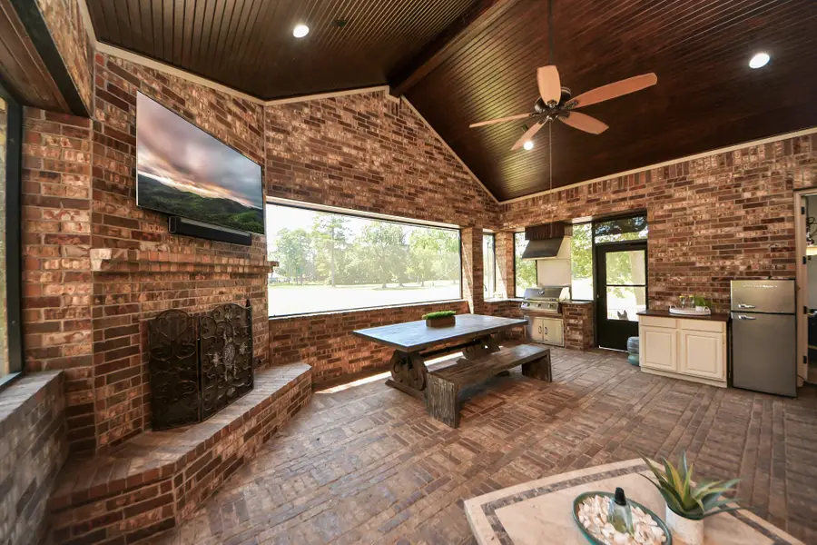 702 Fairway Oaks, Conroe, TX 77302 - Image #3