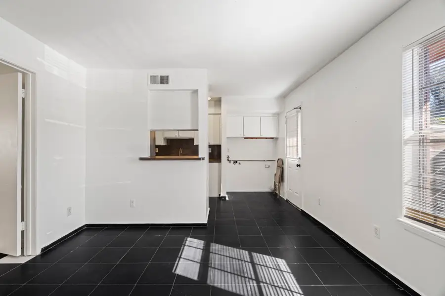 9303 Hammerly Boulevard #1002, Houston, TX 77080 - Image #3