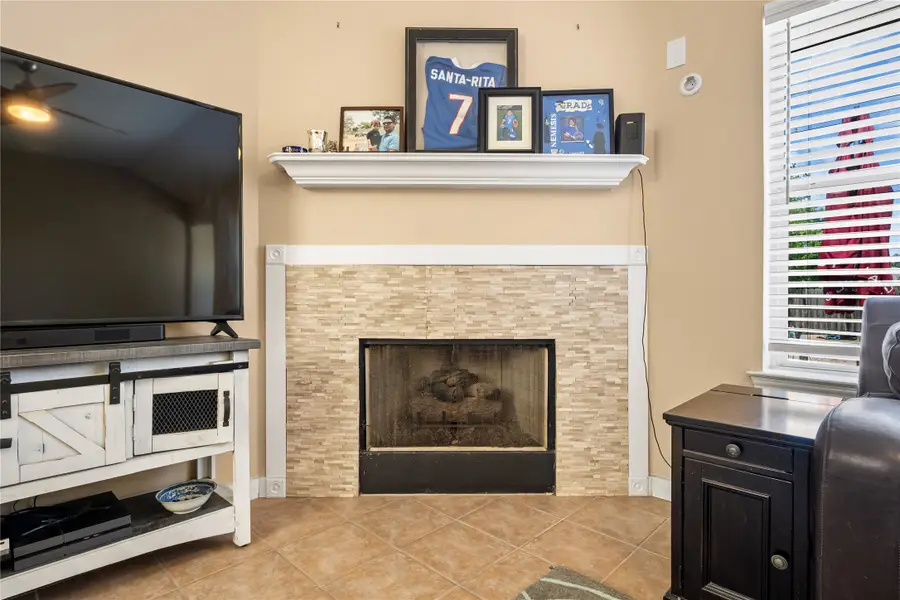 327 Mammoth Springs Lane, Dickinson, TX 77539 - #3
