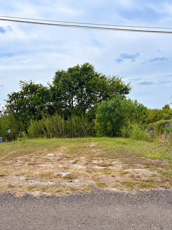 274 College Street, Anderson, TX 77830