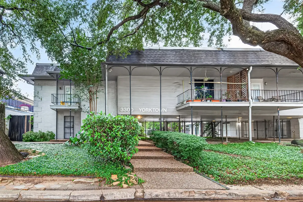 3300 Yorktown Street #28, Houston, TX 77056 - #1
