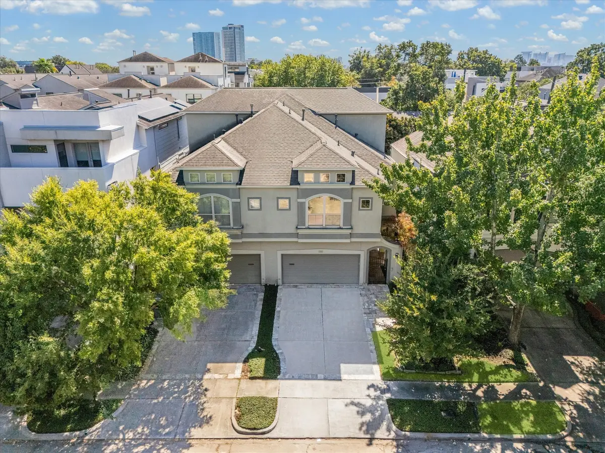 1533 Nevada Street, Houston, TX 77006 - Image #1