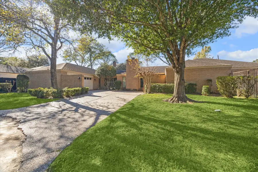 306 Commodore Way, Houston, TX 77079 - Image #3