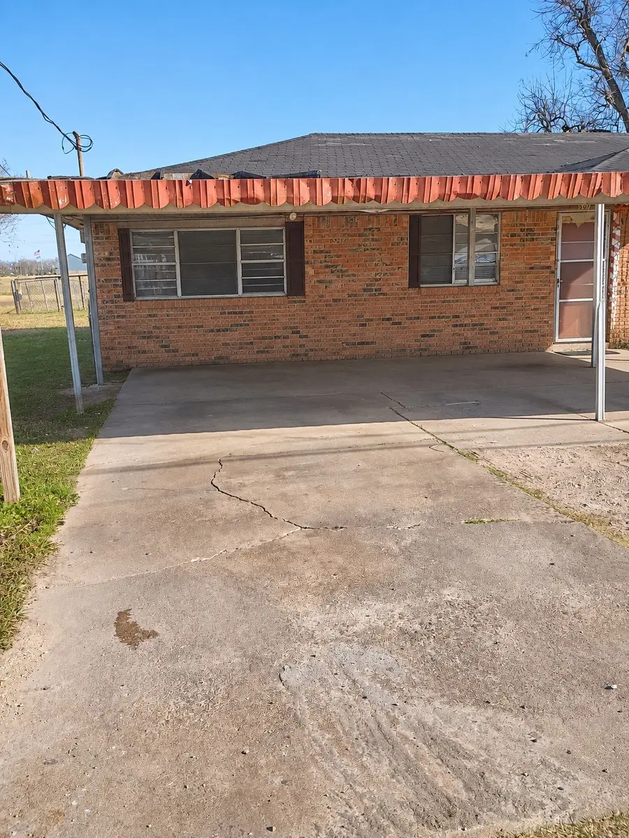 507 Correll Avenue, Wharton, TX 77488 - #3