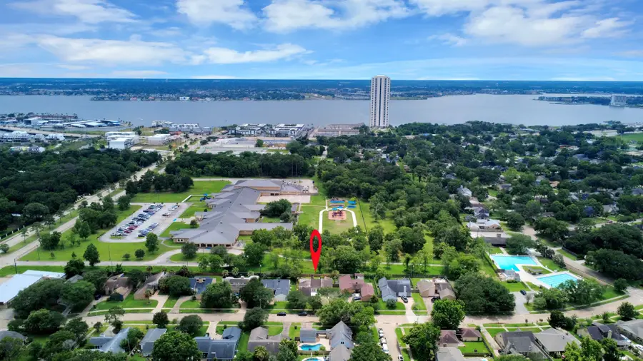 4306 Shady Springs Drive, Seabrook, TX 77586 - #2