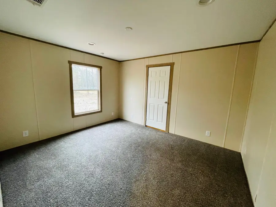 30 Hellon Lane, Shepherd, TX 77371 - Image #2