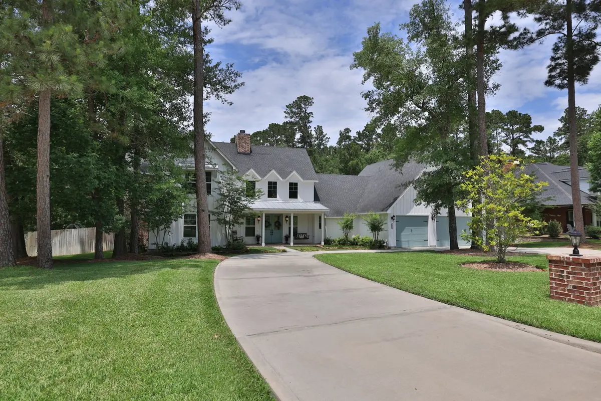 390 Camden Hills W, Montgomery, TX 77356 - #1