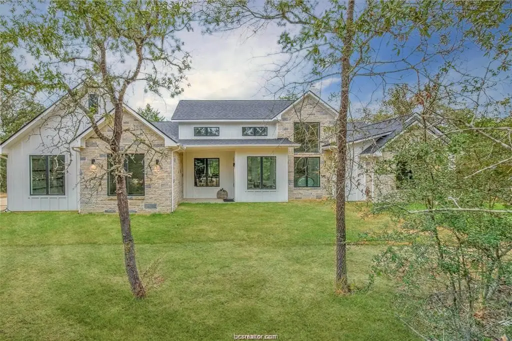 4334 Berkshire, Franklin, TX 77856 - #1