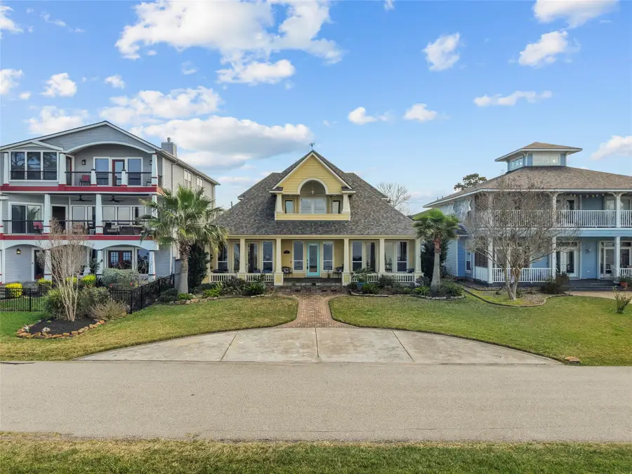 1207 N Shore Drive, Clear Lake Shores, TX 77565 - #3