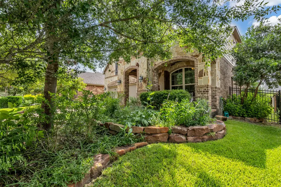 43 Hearthshire Circle Circle, The Woodlands, TX 77354 - #2