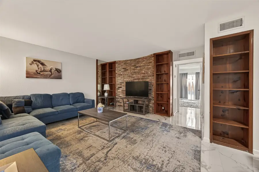 2201 Fountain View Drive #29, Houston, TX 77057 - #3